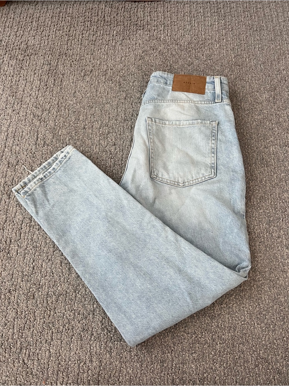 H&M Light Blue Slim Straight Women’s Jeans